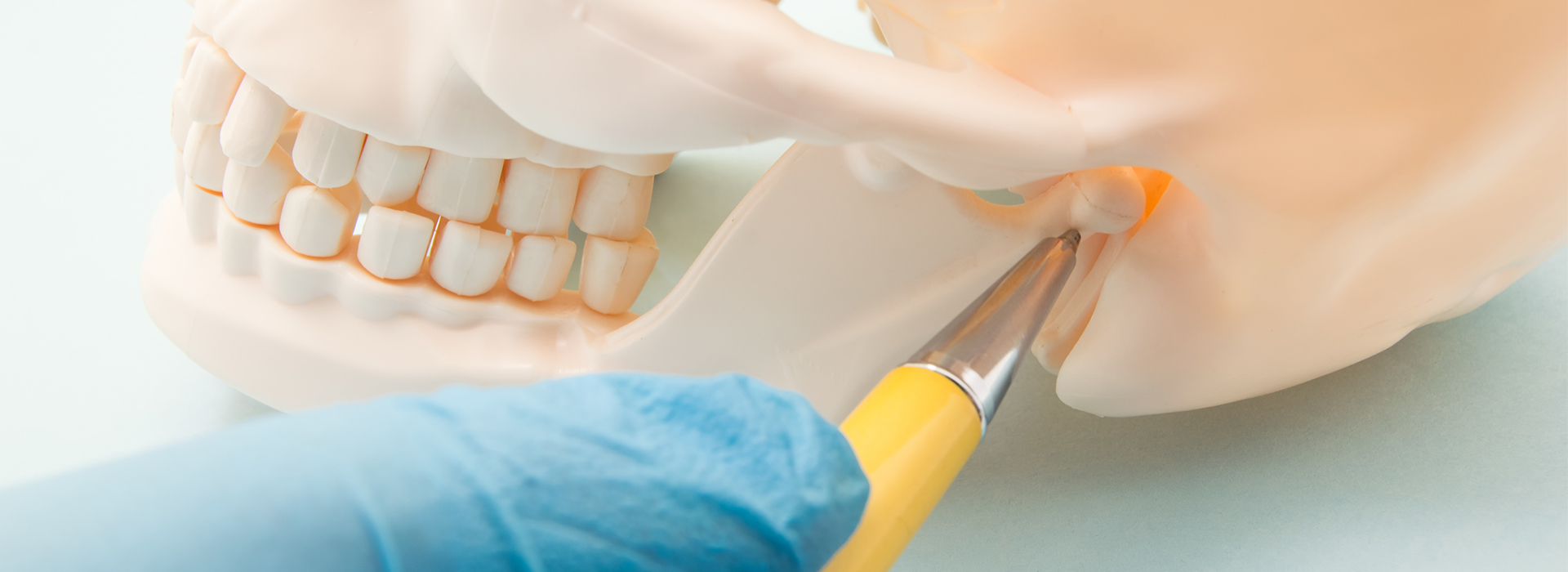 Wellwood Family Dentistry | At-Home Whitening, Implant Retained Dentures and TMD TMJ